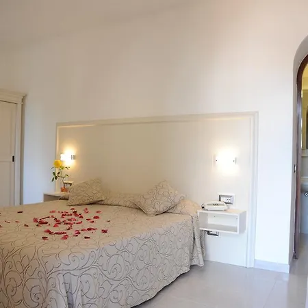 Barsalini Hotel