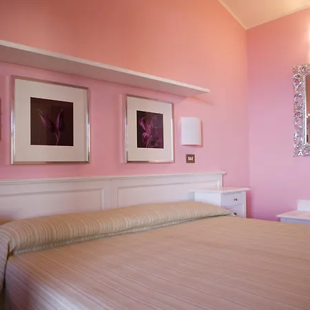 Hotel Barsalini SantʼAndrea